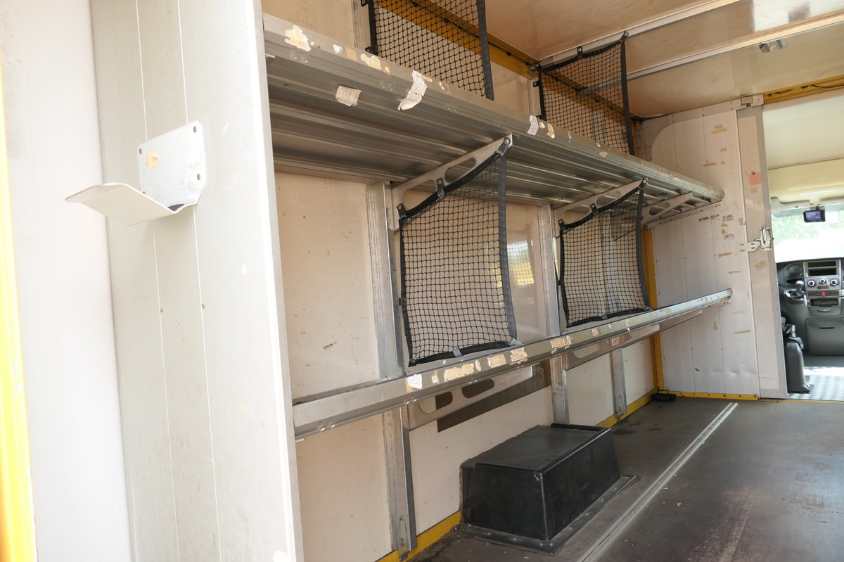Furgoneta caja cerrada IVECO Daily 35 S11 C30C AUTOMATIK KAMERA MAXI KAMERA R: foto 7