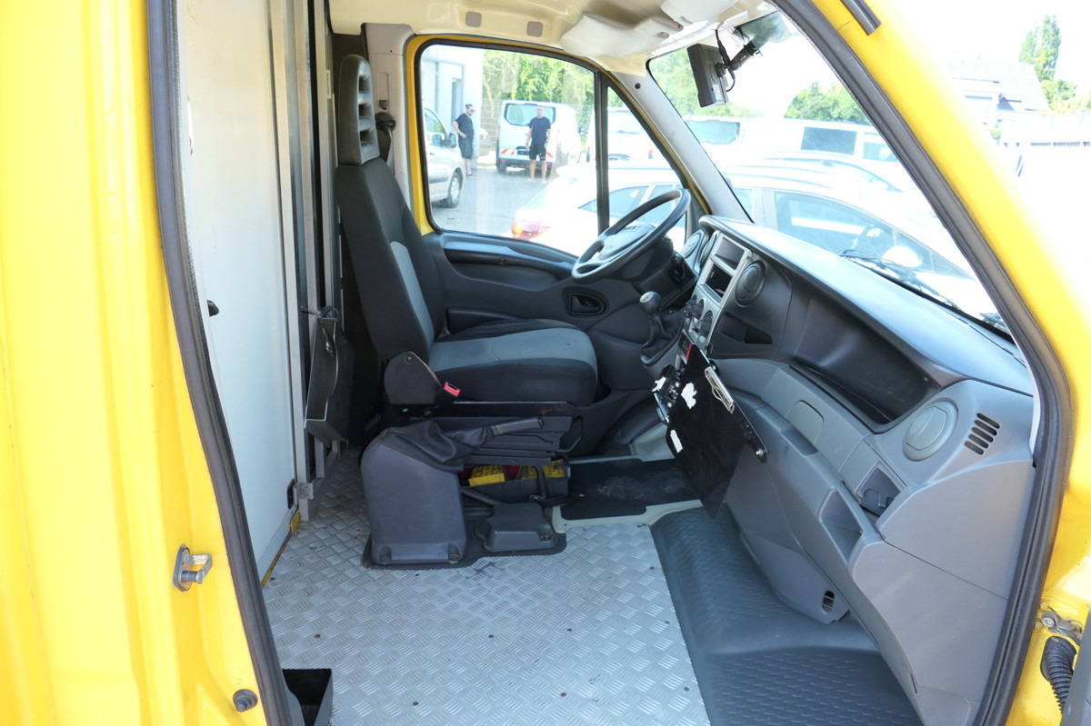 IVECO Daily 35 S11 C30C AUTOMATIK KAMERA MAXI Regale D - Furgoneta caja cerrada: foto 5 IVECO Daily 35 S11 C30C AUTOMATIK KAMERA MAXI Regale D - Furgoneta caja cerrada: foto 5
