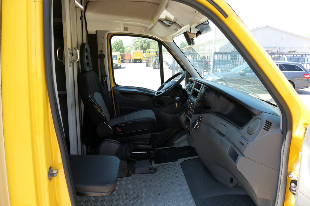 IVECO Daily 35 S11 C30C AUTOMATIK KAMERA MAXI Regale L - Furgoneta caja cerrada: foto 5 IVECO Daily 35 S11 C30C AUTOMATIK KAMERA MAXI Regale L - Furgoneta caja cerrada: foto 5