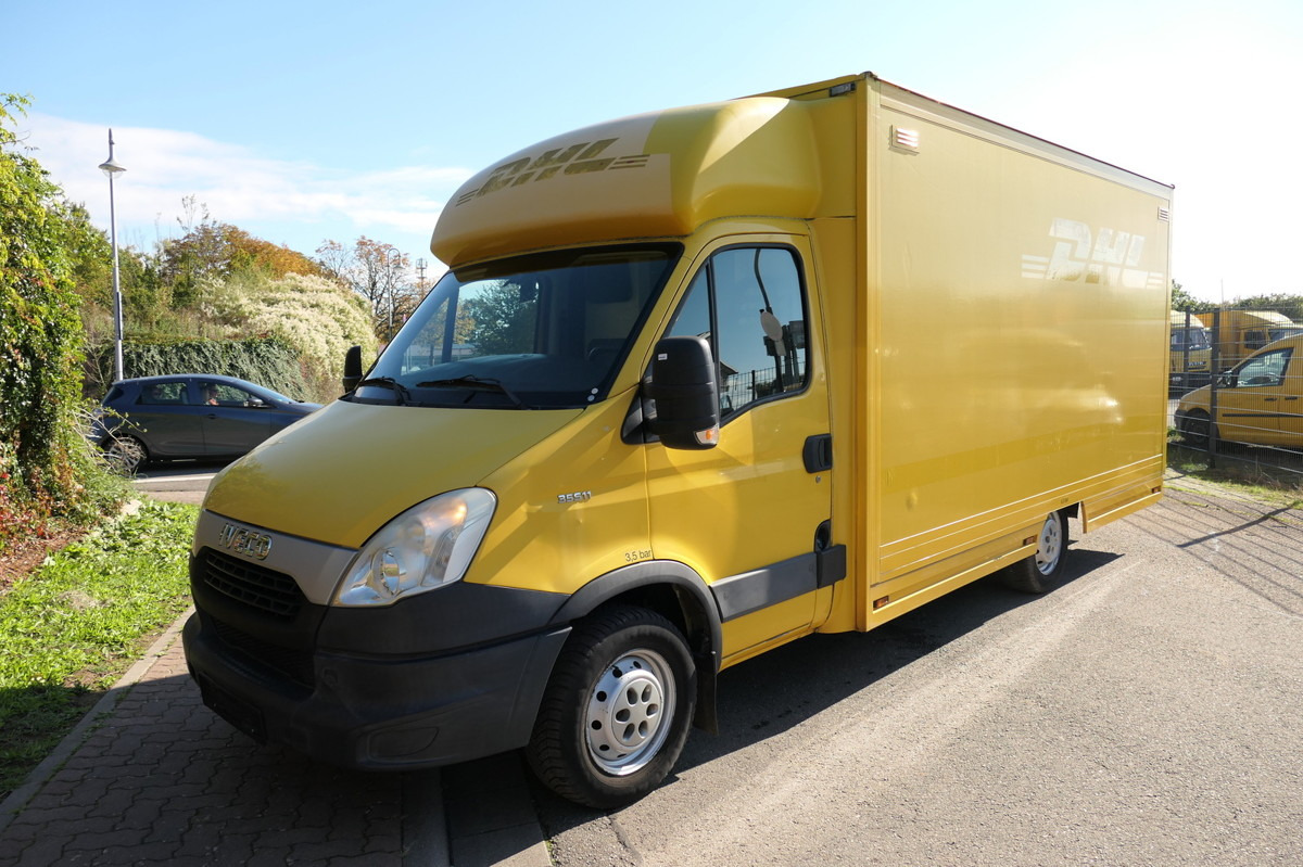 IVECO Daily 35 S11 C30C AUTOMATIK KAMERA Regale LUFT D - Furgoneta caja cerrada: foto 1 IVECO Daily 35 S11 C30C AUTOMATIK KAMERA Regale LUFT D - Furgoneta caja cerrada: foto 1