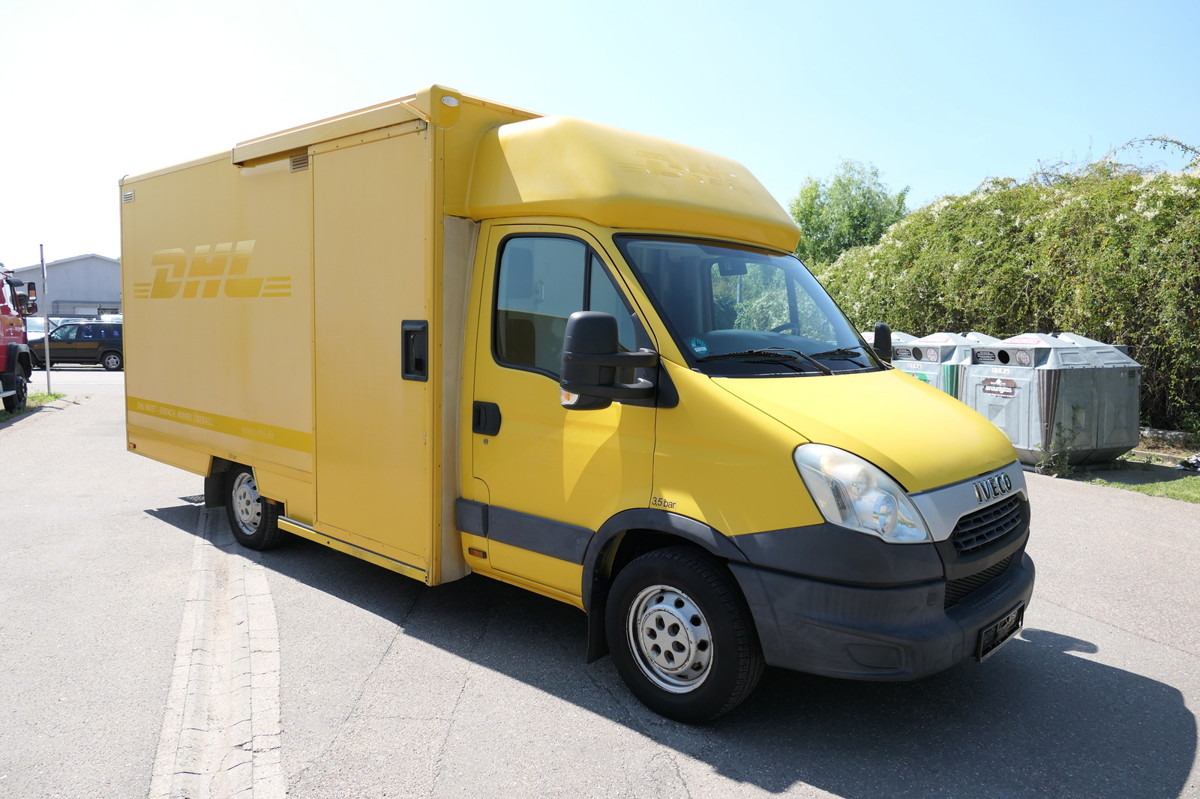 IVECO Daily 35 S11 C30C AUTOMATIK KAMERA Regale LUFT D - Furgoneta caja cerrada: foto 2 IVECO Daily 35 S11 C30C AUTOMATIK KAMERA Regale LUFT D - Furgoneta caja cerrada: foto 2