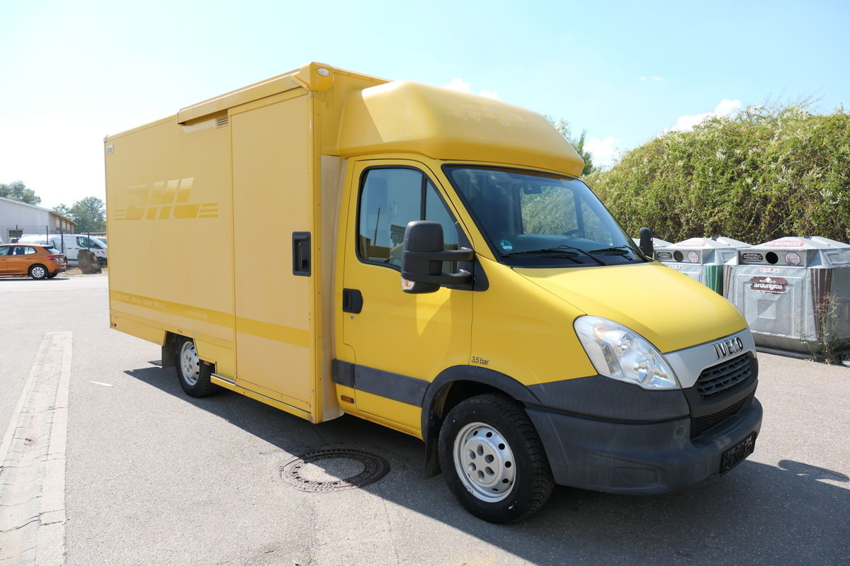 IVECO Daily 35 S11 C30C AUTOMATIK KAMERA Regale LUFT D - Furgoneta caja cerrada: foto 2 IVECO Daily 35 S11 C30C AUTOMATIK KAMERA Regale LUFT D - Furgoneta caja cerrada: foto 2