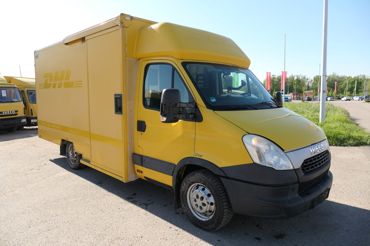 IVECO Daily 35 S11 C30C AUTOMATIK KAMERA Regale LUFT D - Furgoneta caja cerrada: foto 2 IVECO Daily 35 S11 C30C AUTOMATIK KAMERA Regale LUFT D - Furgoneta caja cerrada: foto 2