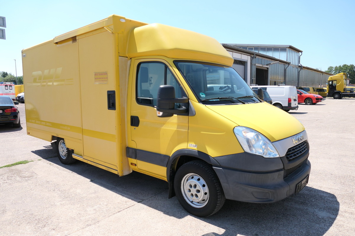 IVECO Daily 35 S11 C30C AUTOMATIK KAMERA Regale LUFT D - Furgoneta caja cerrada: foto 2 IVECO Daily 35 S11 C30C AUTOMATIK KAMERA Regale LUFT D - Furgoneta caja cerrada: foto 2