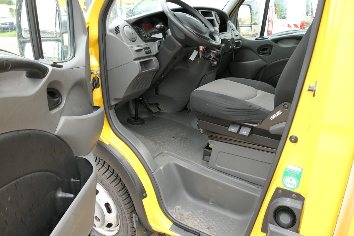 Furgoneta caja cerrada IVECO Daily 50C15 COC: foto 11 Furgoneta caja cerrada IVECO Daily 50C15 COC: foto 11