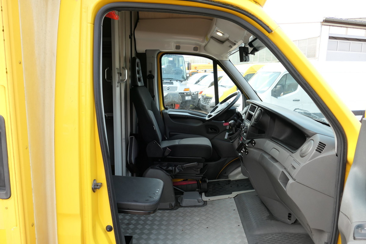 IVECO Daily 50C15 COC - Furgoneta caja cerrada: foto 5 IVECO Daily 50C15 COC - Furgoneta caja cerrada: foto 5