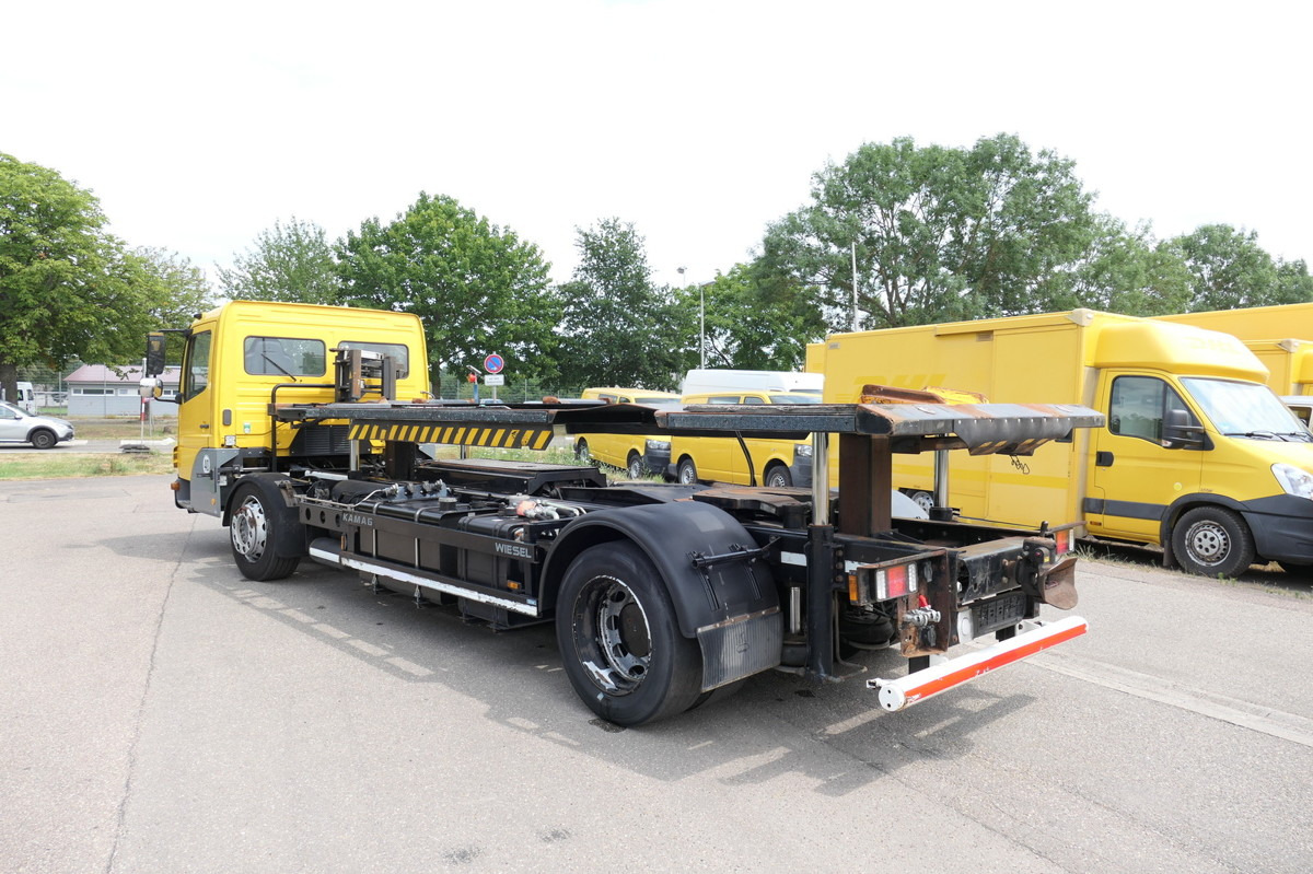 MERCEDES-BENZ KAMAG WBH 25 Wiesel Terberg Umsetzfahrz. Sattelk - Camión portacontenedore/ Intercambiable: foto 2 MERCEDES-BENZ KAMAG WBH 25 Wiesel Terberg Umsetzfahrz. Sattelk - Camión portacontenedore/ Intercambiable: foto 2