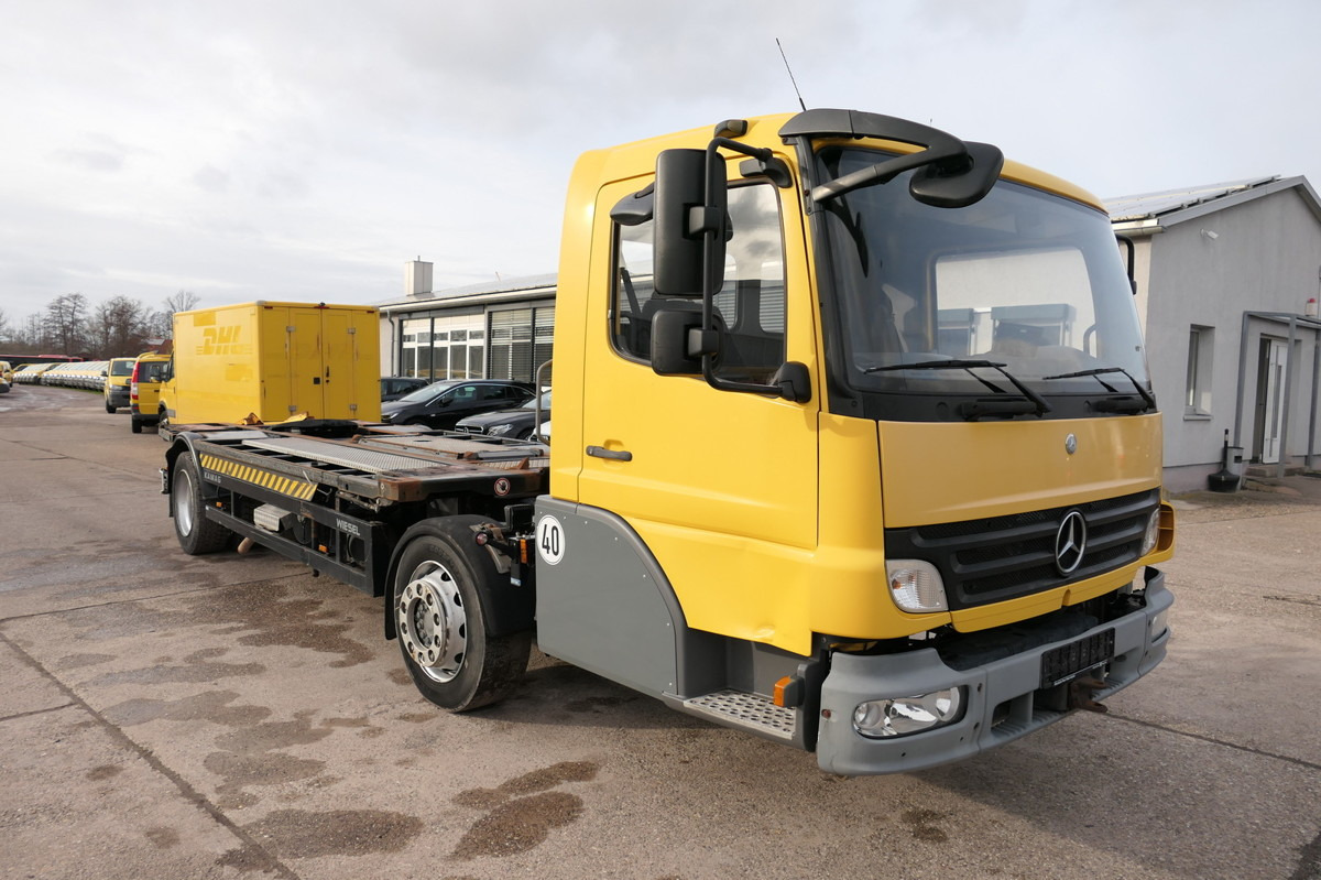 MERCEDES-BENZ KAMAG WBH 25 Wiesel Terberg Umsetzfahrz. Sattelk - Camión portacontenedore/ Intercambiable: foto 3 MERCEDES-BENZ KAMAG WBH 25 Wiesel Terberg Umsetzfahrz. Sattelk - Camión portacontenedore/ Intercambiable: foto 3