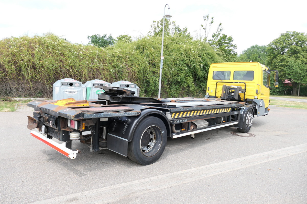 MERCEDES-BENZ KAMAG WBH 25 Wiesel Terberg Umsetzfahrz. Sattelk - Camión portacontenedore/ Intercambiable: foto 3 MERCEDES-BENZ KAMAG WBH 25 Wiesel Terberg Umsetzfahrz. Sattelk - Camión portacontenedore/ Intercambiable: foto 3