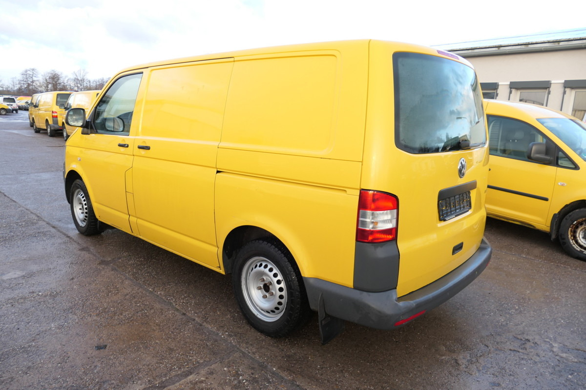 VW T5 Transporter 2.0 TDI 2-SITZER EURO-5 2xSCHIEBE - Furgoneta pequeña: foto 5 VW T5 Transporter 2.0 TDI 2-SITZER EURO-5 2xSCHIEBE - Furgoneta pequeña: foto 5