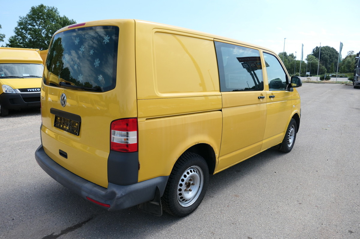 VW T5 Transporter 2.0 TDI 2xSCHIEBETÜR PARKTRONIK E - Furgoneta pequeña: foto 4 VW T5 Transporter 2.0 TDI 2xSCHIEBETÜR PARKTRONIK E - Furgoneta pequeña: foto 4
