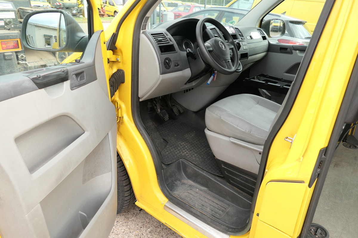 Foto del interior 1: Leasing de VW T5 Transporter 2.0 TDI COC VW T5 Transporter 2.0 TDI COC