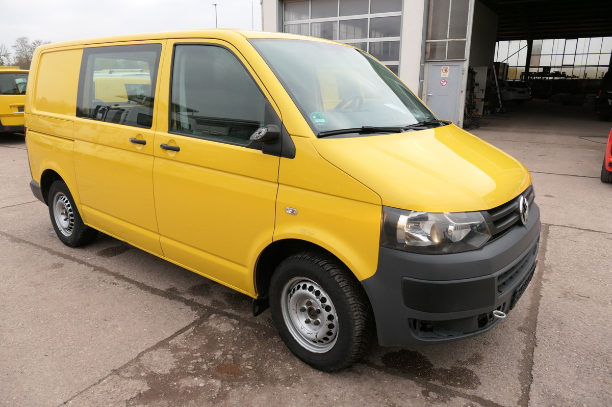 VW T5 Transporter 2.0 TDI EURO-5 CoC PARKTRONIK - Furgoneta pequeña: foto 2 VW T5 Transporter 2.0 TDI EURO-5 CoC PARKTRONIK - Furgoneta pequeña: foto 2