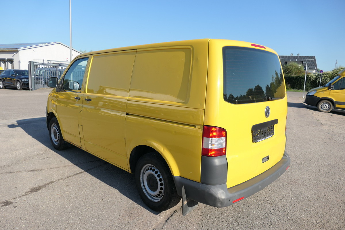 VW T5 Transporter 2.0 TDI PARKTRONIK 2xSCHIEBETÜR C - Furgoneta pequeña: foto 5 VW T5 Transporter 2.0 TDI PARKTRONIK 2xSCHIEBETÜR C - Furgoneta pequeña: foto 5