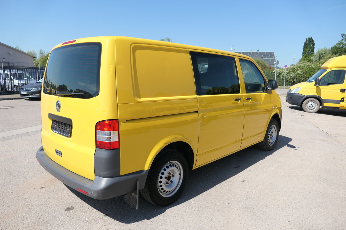 VW T5 Transporter 2.0 TDI PARKTRONIK EURO-5 2xSCHIE - Furgoneta pequeña: foto 4 VW T5 Transporter 2.0 TDI PARKTRONIK EURO-5 2xSCHIE - Furgoneta pequeña: foto 4