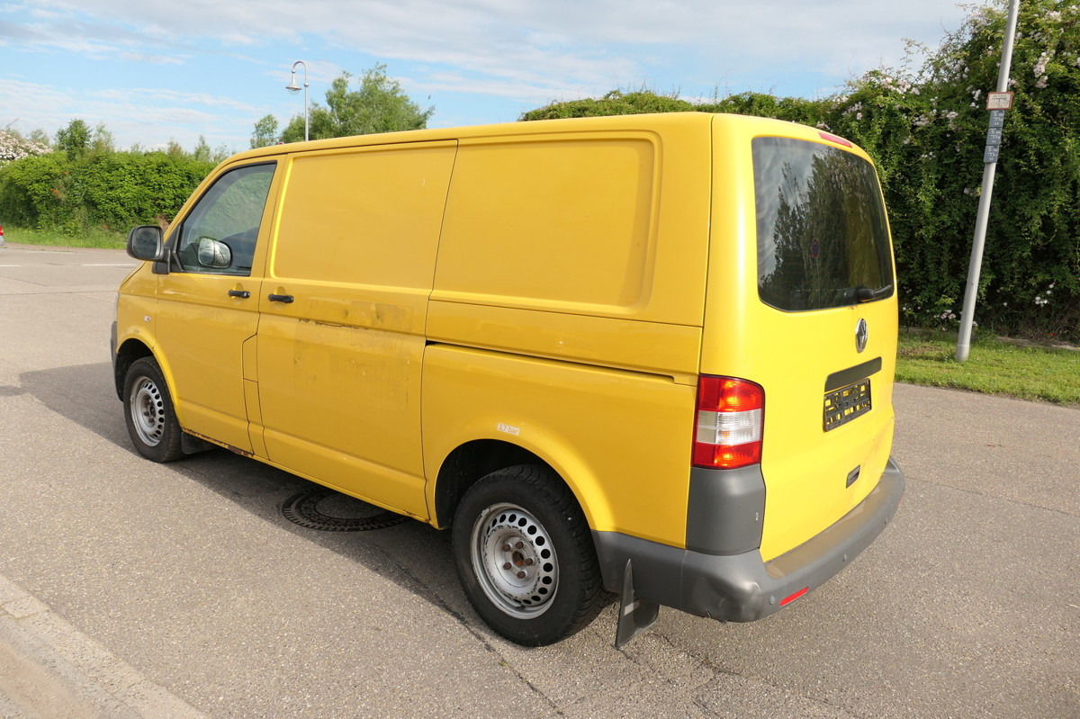 VW T5 Transporter 2.0 TDI PARKTRONIK EURO-5 2xSCHIE - Furgoneta pequeña: foto 5 VW T5 Transporter 2.0 TDI PARKTRONIK EURO-5 2xSCHIE - Furgoneta pequeña: foto 5