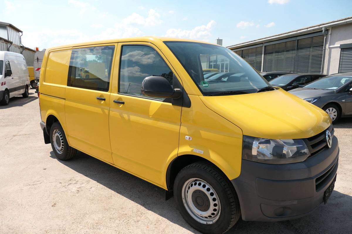 VW T5 Transporter 2.0 TDI PARKTRONIK EURO-5 2xSCHIE - Furgoneta pequeña: foto 2 VW T5 Transporter 2.0 TDI PARKTRONIK EURO-5 2xSCHIE - Furgoneta pequeña: foto 2