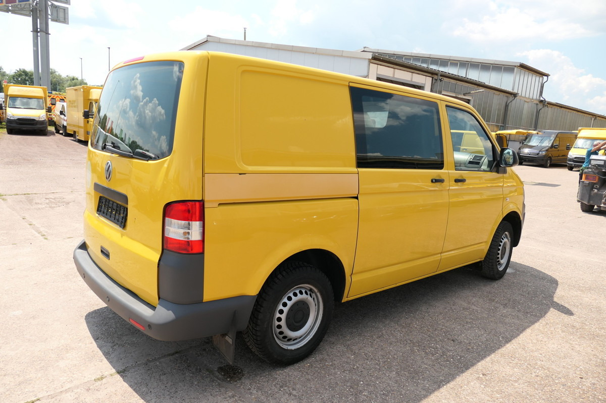 VW T5 Transporter 2.0 TDI PARKTRONIK EURO-5 2xSCHIE - Furgoneta pequeña: foto 4 VW T5 Transporter 2.0 TDI PARKTRONIK EURO-5 2xSCHIE - Furgoneta pequeña: foto 4