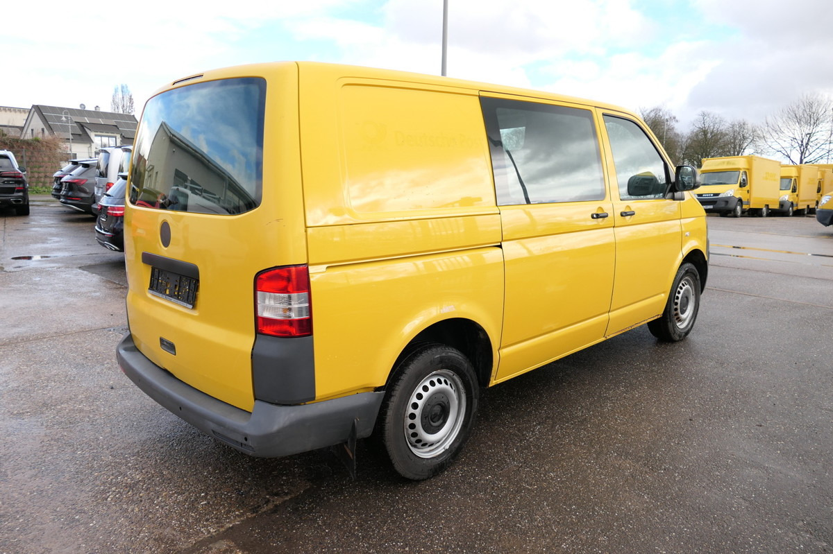 VW T5 Transporter 2.0 TDI PARKTRONIK EURO5 2xSCHIEB - Furgoneta pequeña: foto 4 VW T5 Transporter 2.0 TDI PARKTRONIK EURO5 2xSCHIEB - Furgoneta pequeña: foto 4