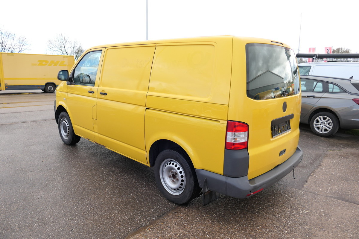 VW T5 Transporter 2.0 TDI PARKTRONIK EURO5 2xSCHIEB - Furgoneta pequeña: foto 5 VW T5 Transporter 2.0 TDI PARKTRONIK EURO5 2xSCHIEB - Furgoneta pequeña: foto 5