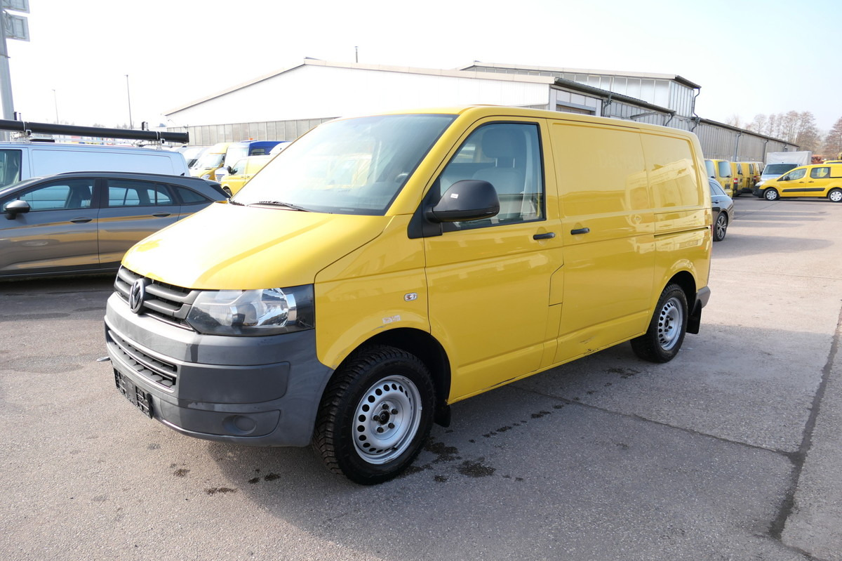 VW T5 Transporter 2.0 TDI PARKTRONIK MOTORSCHADEN 2 - Furgoneta pequeña: foto 3 VW T5 Transporter 2.0 TDI PARKTRONIK MOTORSCHADEN 2 - Furgoneta pequeña: foto 3