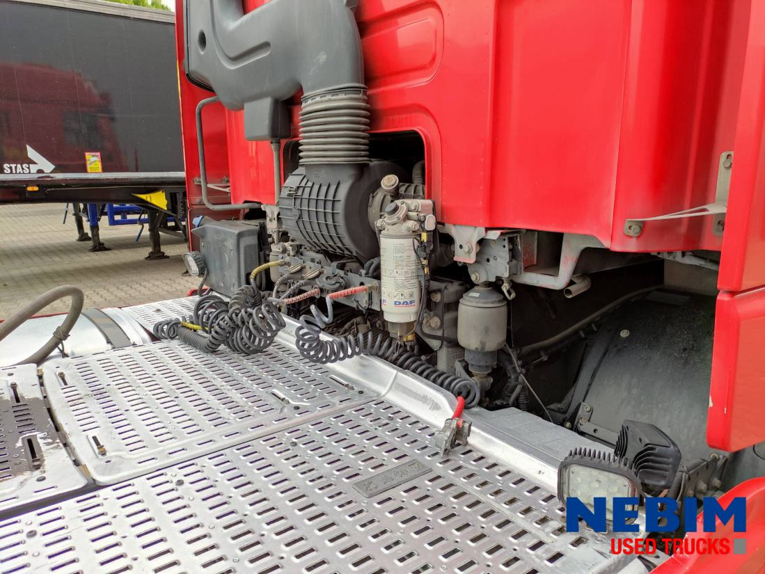 Cabeza tractora DAF CF 440 6x2 midlift - Space cab: foto 18