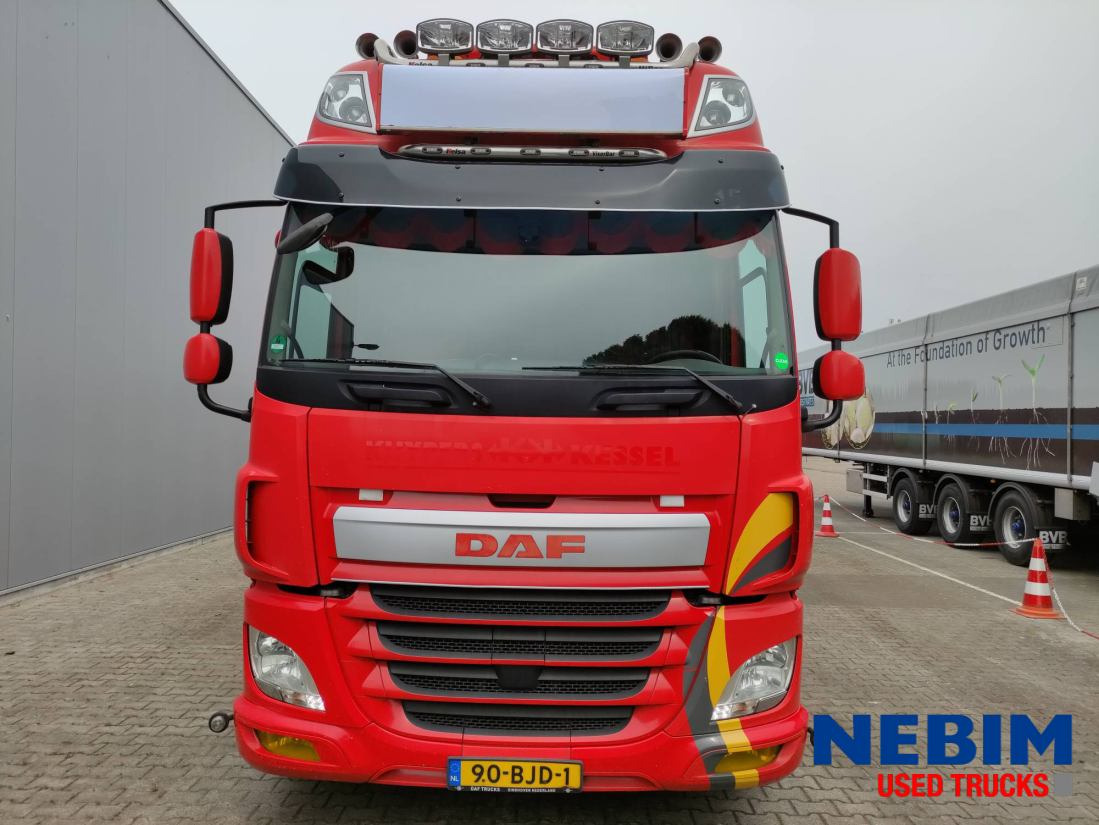 Cabeza tractora DAF CF 440 6x2 midlift - Space cab: foto 12