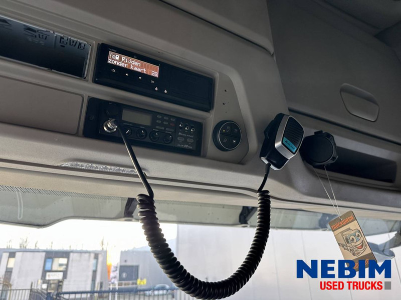 Iveco S-Way AS440S49T 4x2 - INTARDER - FULL AIR - Cabeza tractora: foto 5 Iveco S-Way AS440S49T 4x2 - INTARDER - FULL AIR - Cabeza tractora: foto 5