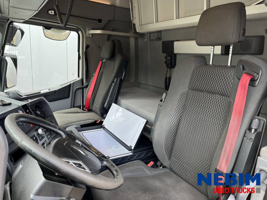 Renault T430 4x2 Sleeper Cab - G - Chassis code - Cabeza tractora: foto 4 Renault T430 4x2 Sleeper Cab - G - Chassis code - Cabeza tractora: foto 4