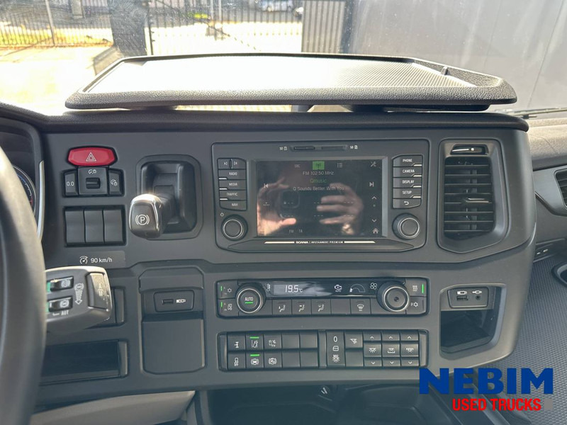 Scania S500 - 168.049km - RETARDER - SMART TACHO 2 - STAND KLIMA - Cabeza tractora: foto 4 Scania S500 - 168.049km - RETARDER - SMART TACHO 2 - STAND KLIMA - Cabeza tractora: foto 4