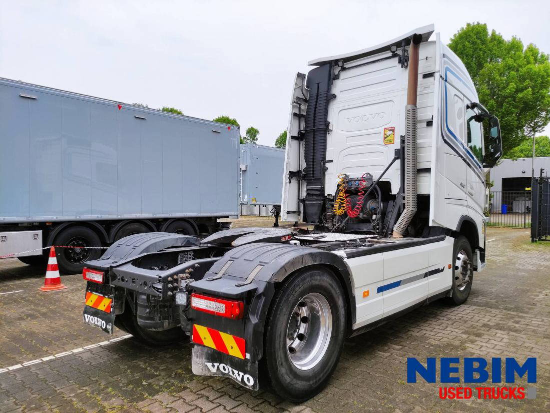 Volvo FH 460 4X2 - Globetrotter - Cabeza tractora: foto 2 Volvo FH 460 4X2 - Globetrotter - Cabeza tractora: foto 2