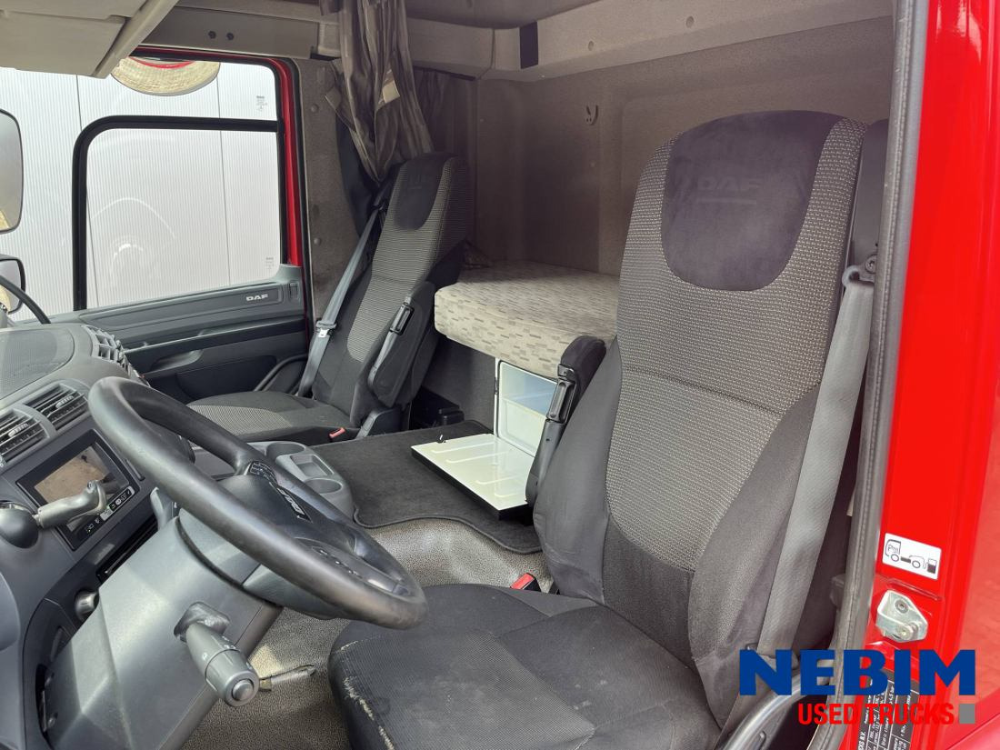 DAF CF 400 4X2 + Wecon Trailer - Camión caja cerrada: foto 5 DAF CF 400 4X2 + Wecon Trailer - Camión caja cerrada: foto 5