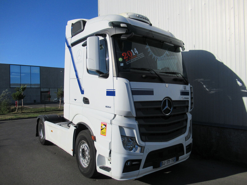 Mercedes-Benz Actros 1851 - Cabeza tractora: foto 1 Mercedes-Benz Actros 1851 - Cabeza tractora: foto 1