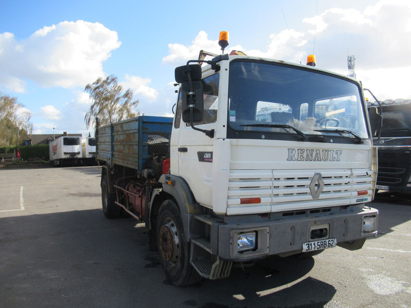 Renault G300 - Camión caja abierta, Camión grúa: foto 2 Renault G300 - Camión caja abierta, Camión grúa: foto 2