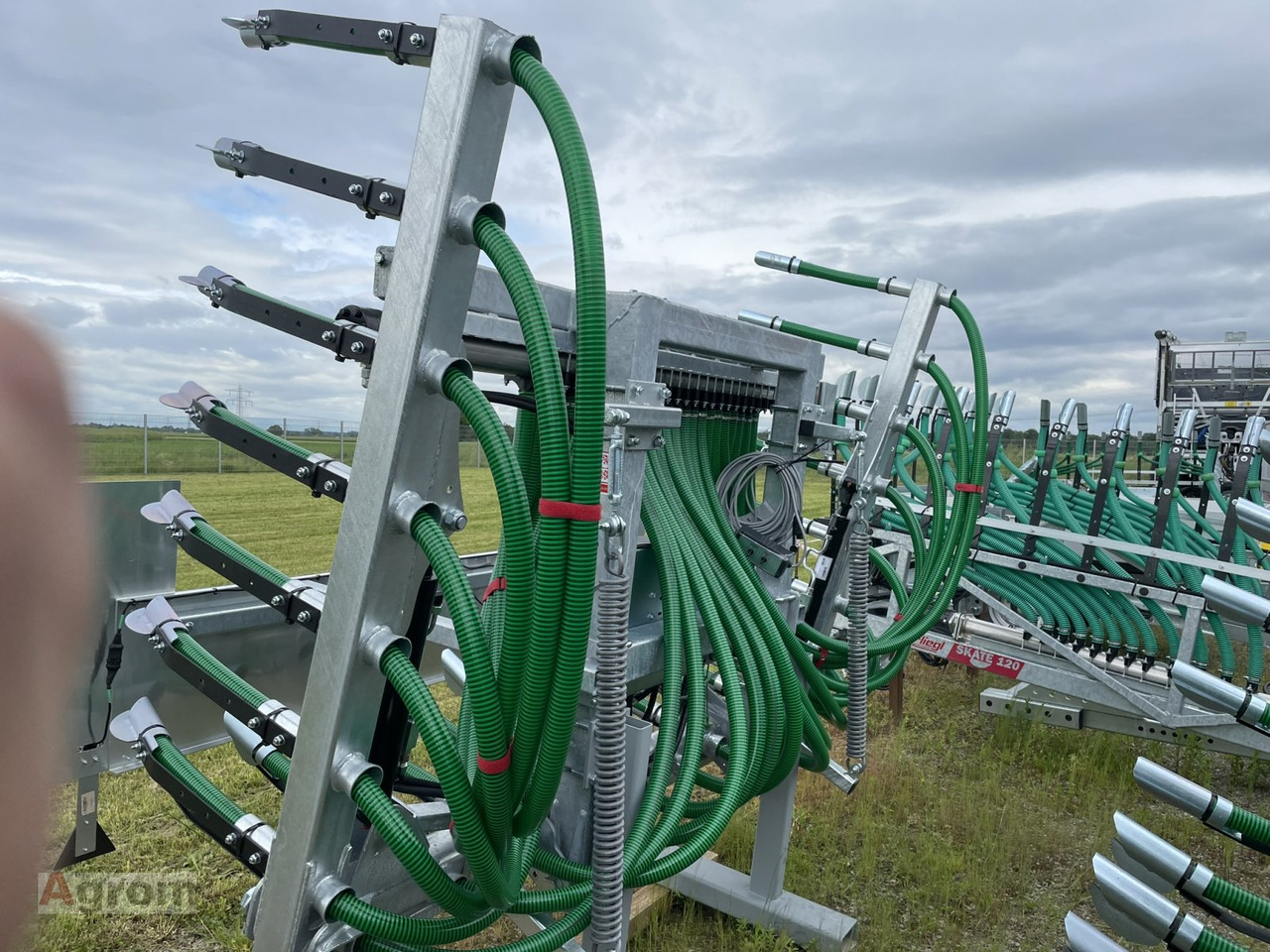 Fliegl Schleppschuhverteiler Compact 6,0 m - Inyector de purín: foto 2 Fliegl Schleppschuhverteiler Compact 6,0 m - Inyector de purín: foto 2