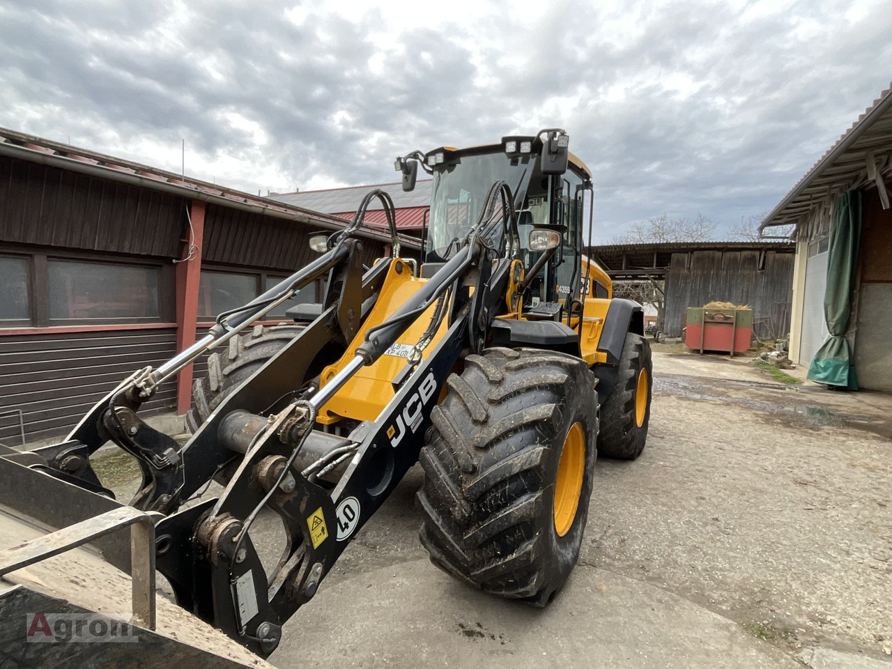 JCB 435 S Agri HighLift - Cargadora de ruedas: foto 1 JCB 435 S Agri HighLift - Cargadora de ruedas: foto 1