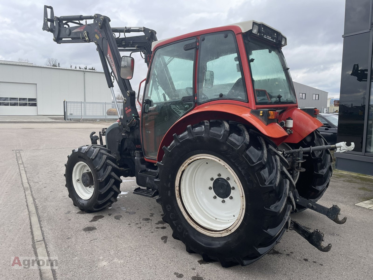 Lindner Geotrac 93 - Tractor: foto 4 Lindner Geotrac 93 - Tractor: foto 4