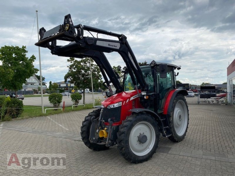 Massey Ferguson 5711 - Tractor: foto 5 Massey Ferguson 5711 - Tractor: foto 5