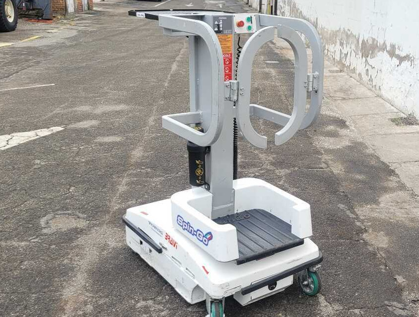 Bravi LUI MINI P.A./SPING-GO - Plataforma de tijeras: foto 2 Bravi LUI MINI P.A./SPING-GO - Plataforma de tijeras: foto 2