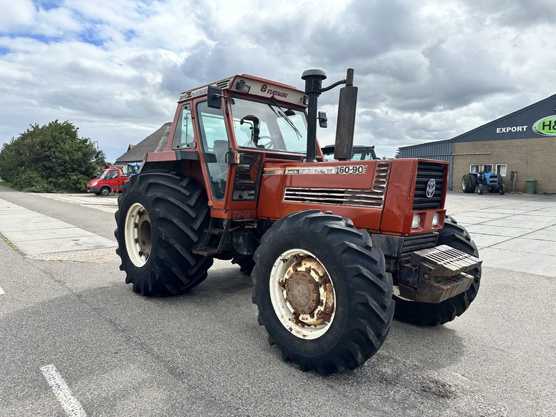 Fiat 160-90 DT - Tractor: foto 3 Fiat 160-90 DT - Tractor: foto 3
