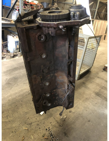 Fiat 8065.25 - Motor: foto 4 Fiat 8065.25 - Motor: foto 4