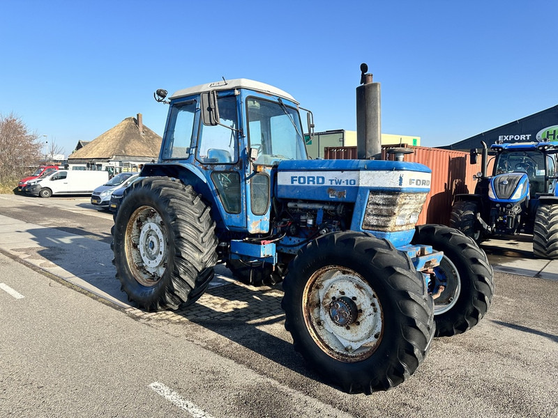 Ford TW-10 - Tractor: foto 3 Ford TW-10 - Tractor: foto 3