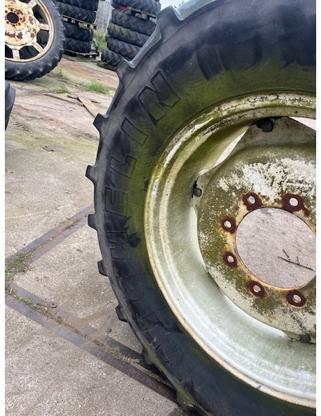 Michelin 480/65 R28 x 108 - Neumático: foto 3 Michelin 480/65 R28 x 108 - Neumático: foto 3