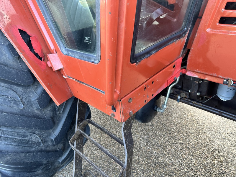 Tractor New Holland 100-90 DT: foto 12