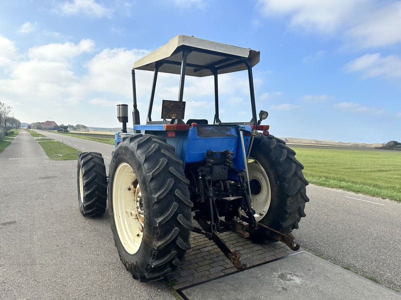 Tractor New Holland 110-90 DT: foto 7