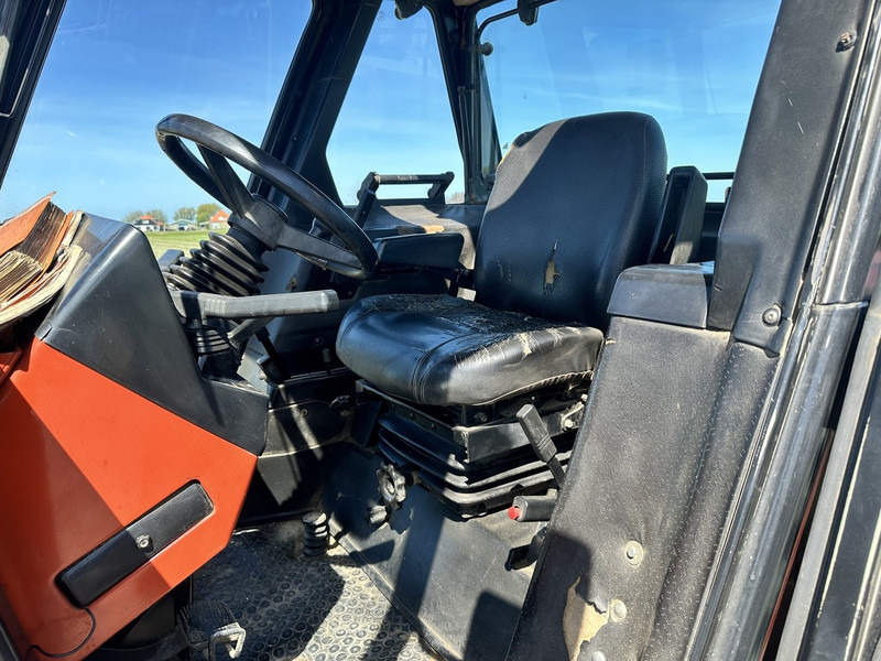 New Holland 180-90 DT - Tractor: foto 5 New Holland 180-90 DT - Tractor: foto 5