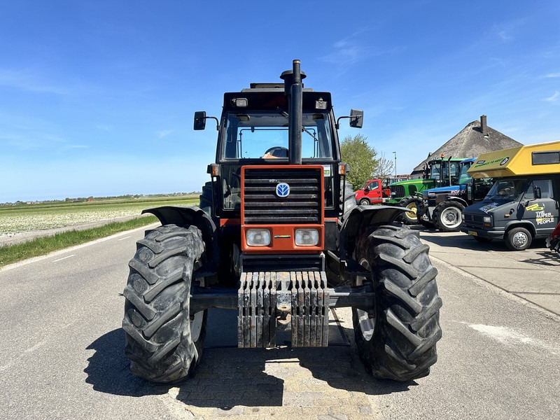 New Holland 180-90 DT - Tractor: foto 3 New Holland 180-90 DT - Tractor: foto 3