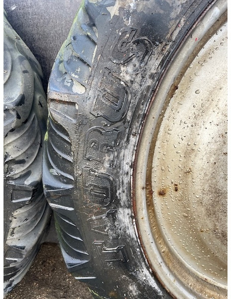 Neumático taurus 230/95 R32: foto 6