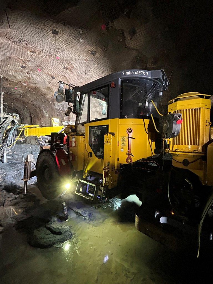 Atlas Copco (Epiroc) Simba ME7C - Perforadora direccional horizontal: foto 1 Atlas Copco (Epiroc) Simba ME7C - Perforadora direccional horizontal: foto 1