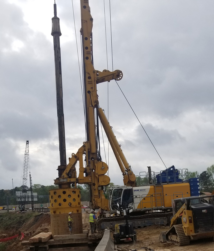 Bauer BG42 - Martillo de hinca de pilotes: foto 4 Bauer BG42 - Martillo de hinca de pilotes: foto 4